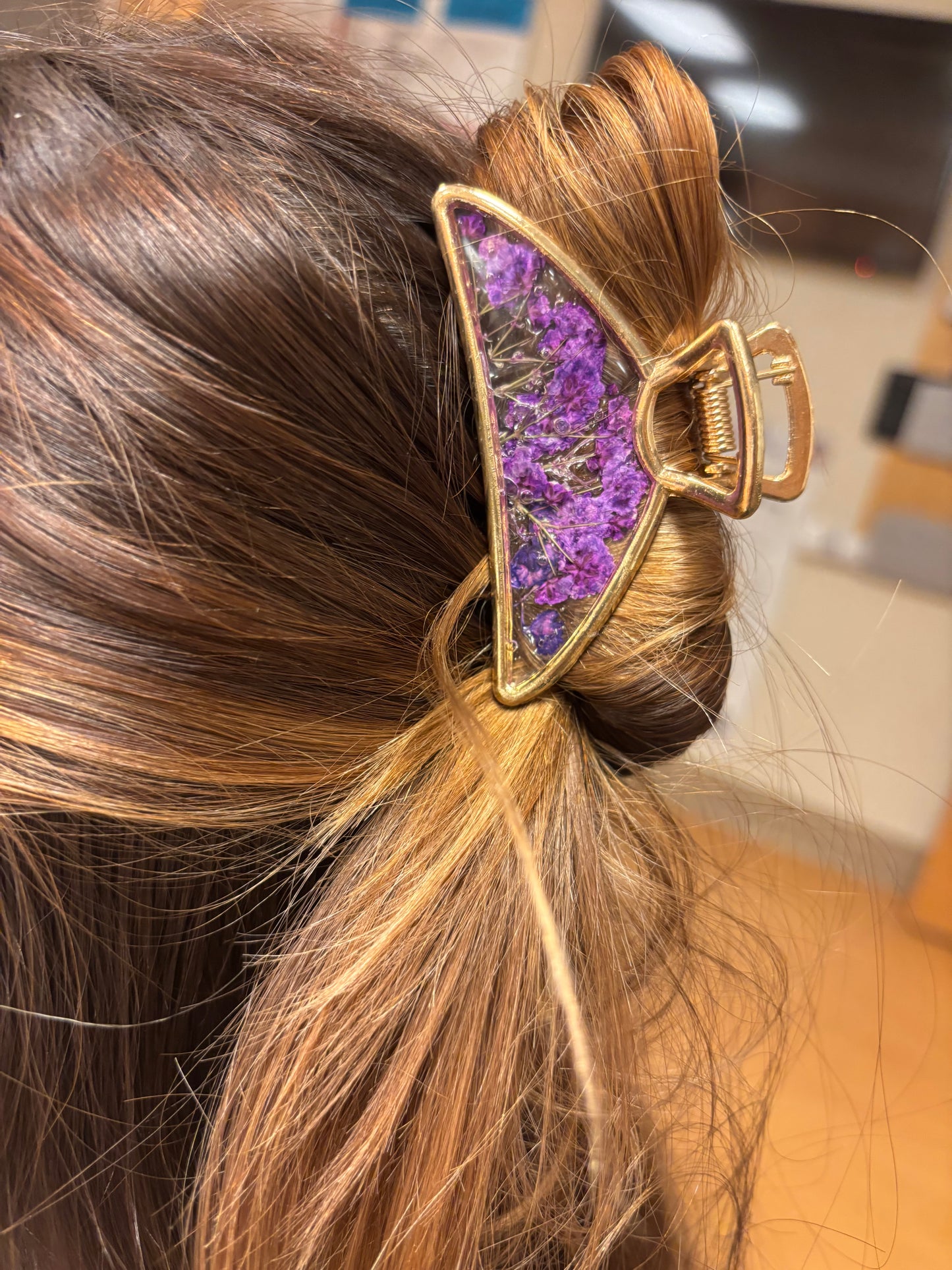 Medium Baby’s Breath Claw Clip